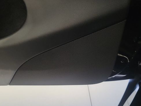 Used 2025 Tesla Model Y Long Range RWD image 19