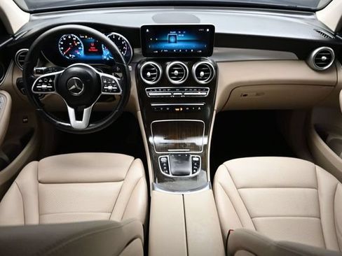 Used 2022 Mercedes-Benz GLC 300 w/ Premium Package Lite image 13