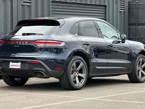 Used 2023 Porsche Macan image 8