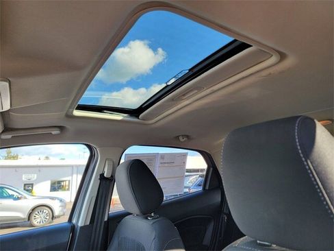 Certified 2022 Ford EcoSport SE image 4