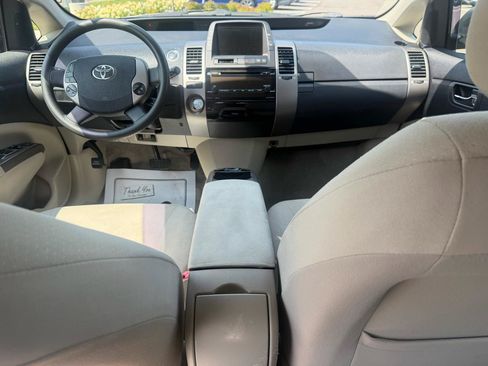 Used 2007 Toyota Prius Touring FWD image 10