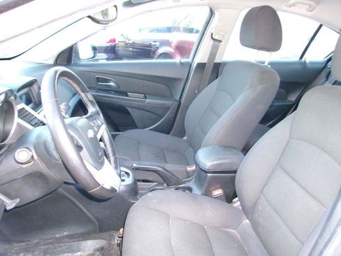 Used 2014 Chevrolet Cruze LT FWD image 7