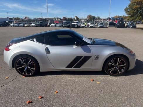 Used 2020 Nissan 370Z image 6