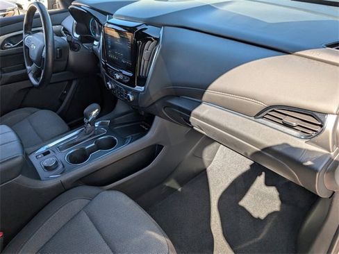 Certified 2023 Chevrolet Traverse LT image 15