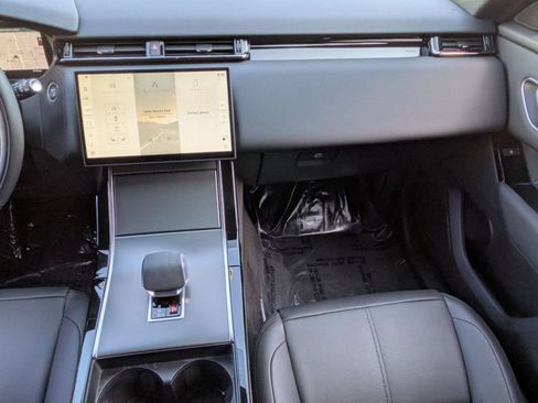 Used 2026 Land Rover Range Rover Velar S AWD/4WD image 27