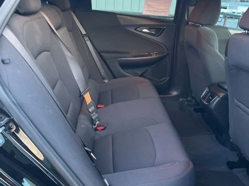 Used 2023 Chevrolet Malibu LT image 29