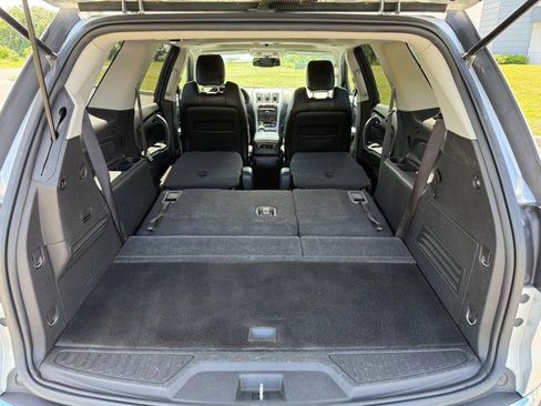 Used 2012 GMC Acadia SLT AWD/4WD image 26