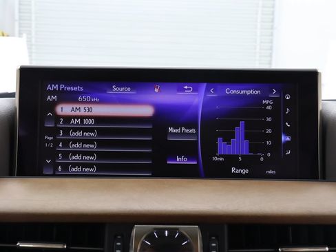 Used 2017 Lexus LX 570 4WD w/ Luxury Package image 24