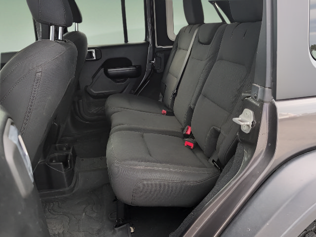Used 2020 Jeep Wrangler Unlimited Sport S AWD/4WD image 24