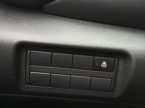 Used 2023 Nissan Kicks SR w/ SR Premium Package image 22