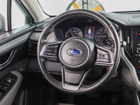 Used 2024 Subaru Outback Premium AWD/4WD image 12
