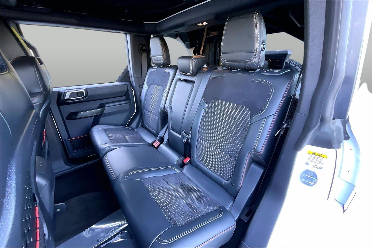 Used 2024 Ford Bronco Raptor w/ Interior Carbon Fiber Pack 6 AWD/4WD image 19