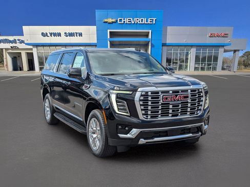 New 2026 GMC Yukon XL Denali RWD image 3