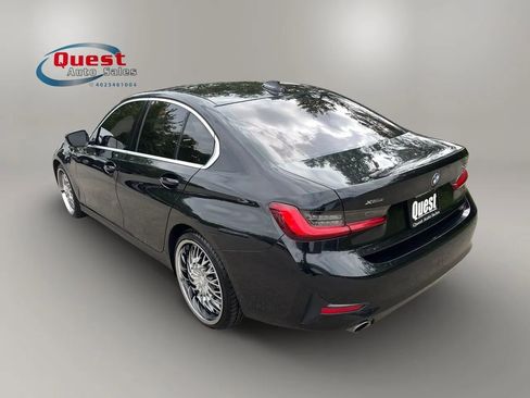 Used 2019 BMW 330i xDrive Sedan w/ Premium Package AWD/4WD image 5