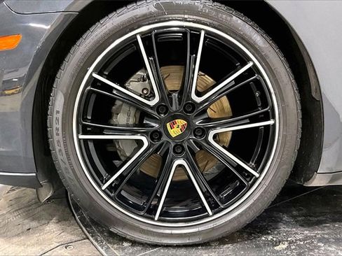 Used 2020 Porsche Panamera 4S image 8