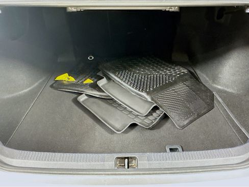 Used 2021 Toyota Camry SE FWD image 20