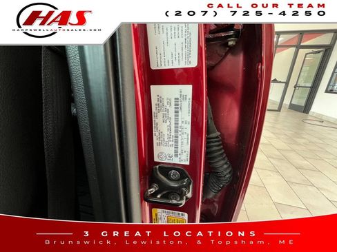Used 2019 Ford F150 Lariat AWD/4WD image 17
