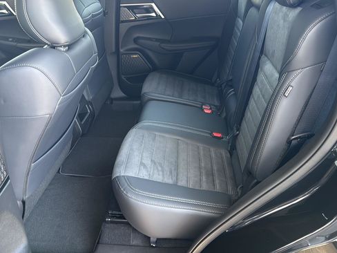 New 2026 Mitsubishi Outlander SE AWD/4WD image 25