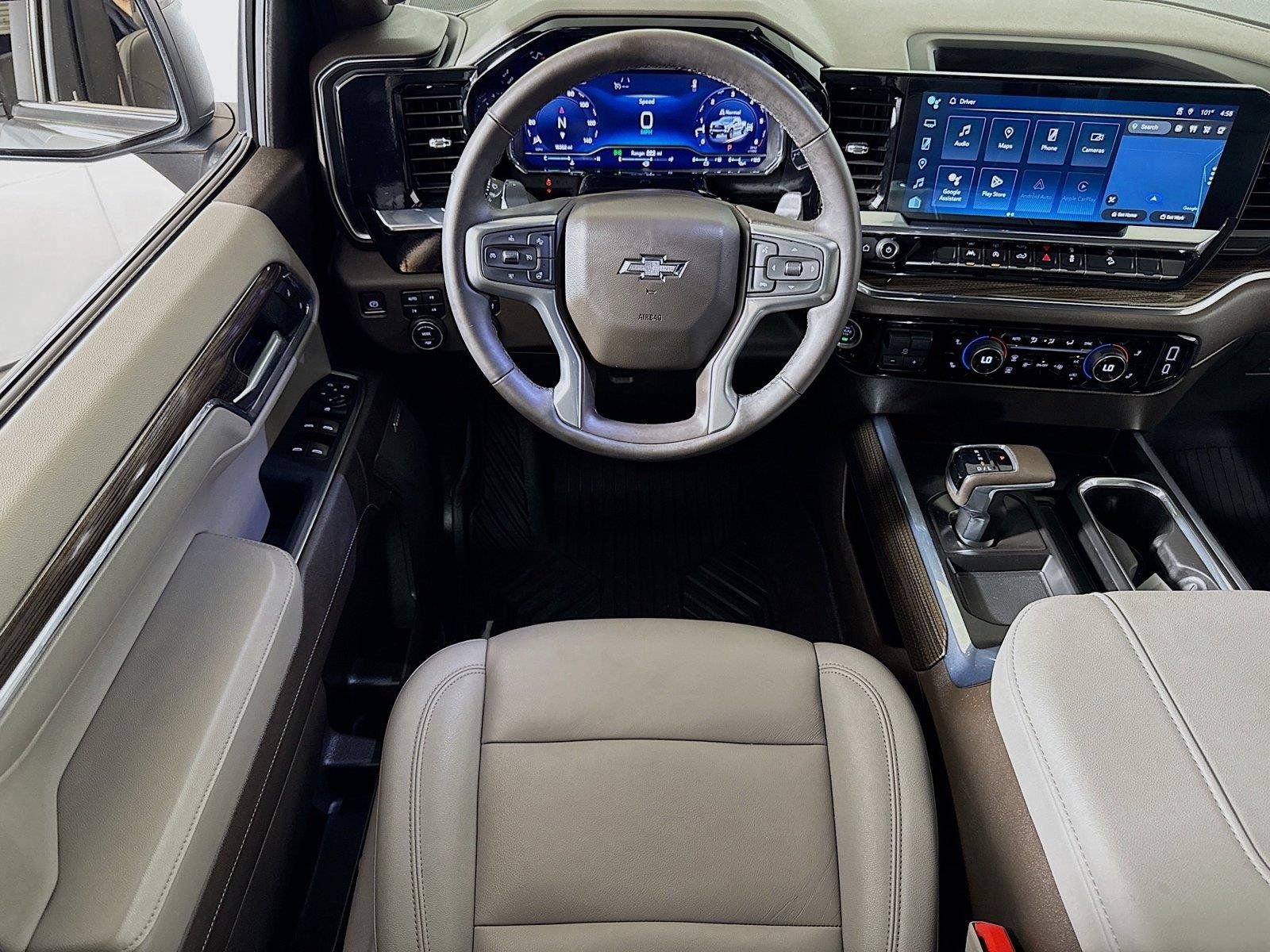 Used 2024 Chevrolet Silverado 1500 LT Trail Boss w/ Convenience Package II AWD/4WD image 21