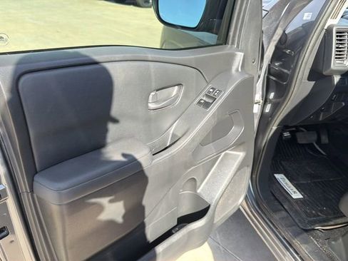 Used 2023 Nissan Frontier S w/ Technology Package image 18