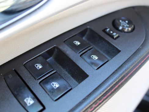 Used 2015 Chevrolet Equinox LT w/ Driver Convenience Package image 15