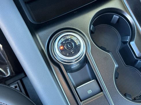 New 2026 Ford Explorer Active w/ Active Comfort Package image 19