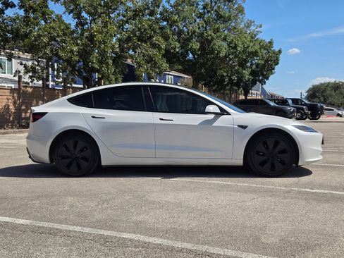 Used 2025 Tesla Model 3 Long Range RWD image 2