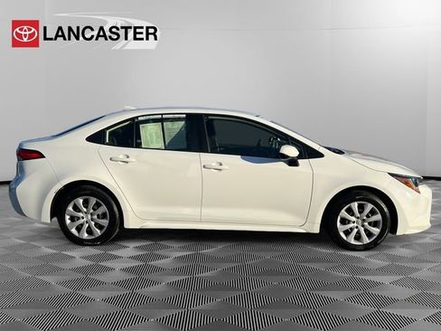 Certified 2022 Toyota Corolla LE image 8