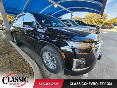 Used 2023 Chevrolet Traverse LT