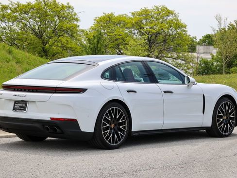 Certified 2025 Porsche Panamera 4 AWD/4WD image 13