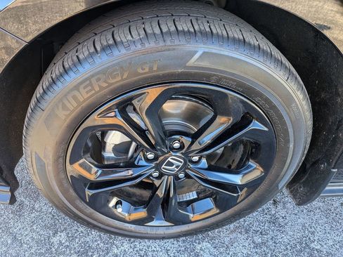 Used 2025 Honda Accord SE image 10