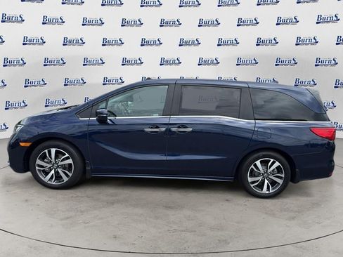 Certified 2023 Honda Odyssey Touring image 5