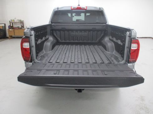 New 2026 GMC Canyon Denali AWD/4WD image 6