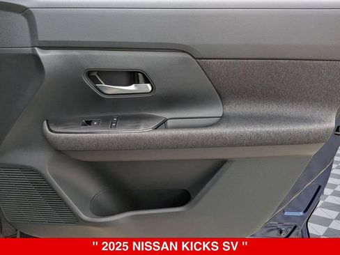 Certified 2025 Nissan Kicks SV w/ SV Premium Package AWD/4WD image 37