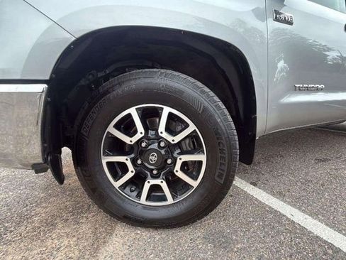 Used 2018 Toyota Tundra SR5 w/ TRD Off Road Package image 26