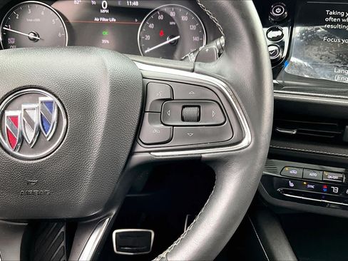 Used 2022 Buick Envision Essence w/ Sport Touring Package FWD image 25