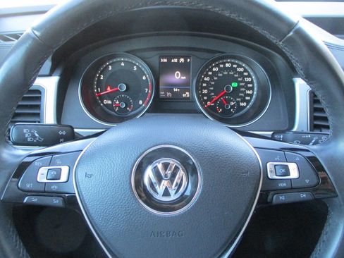 Used 2019 Volkswagen Atlas SE image 37