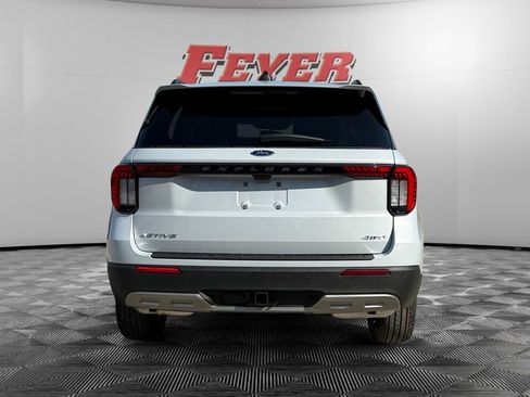 New 2026 Ford Explorer Active w/ Active Comfort Package image 4