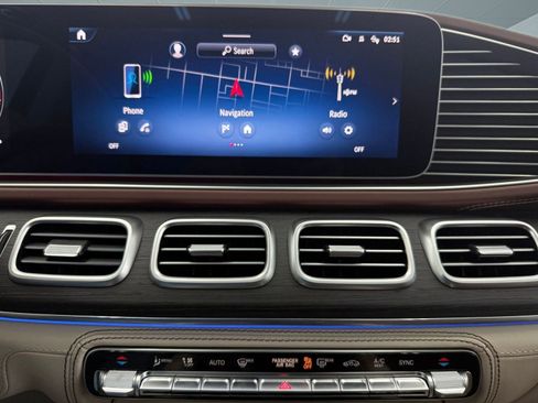 Used 2026 Mercedes-Benz Maybach GLS 600 4MATIC image 29