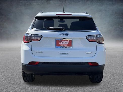 Used 2026 Jeep Compass Latitude AWD/4WD image 5