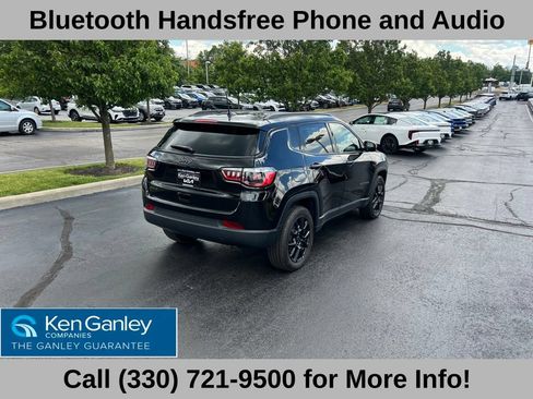 Used 2026 Jeep Compass Latitude AWD/4WD image 10