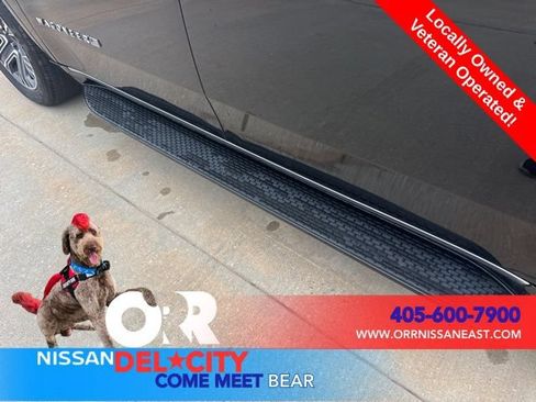Used 2024 Jeep Wagoneer L Series II RWD image 11