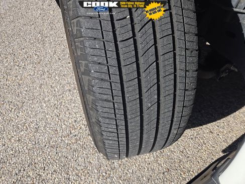 Used 2023 Nissan Frontier SV w/ SV Convenience Package image 14