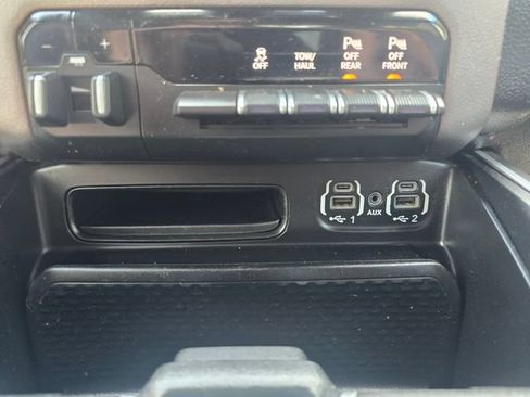 Used 2020 RAM 1500 Big Horn AWD/4WD image 23