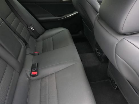 Used 2019 Lexus IS 300 F Sport w/ F Sport Package RWD image 37