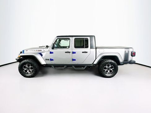 Used 2021 Jeep Gladiator Sport image 4
