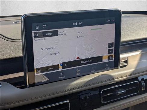 Used 2020 Lincoln Aviator Reserve w/ Equipment Group 201A image 12