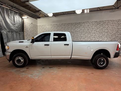 Used 2023 RAM 3500 Tradesman image 4