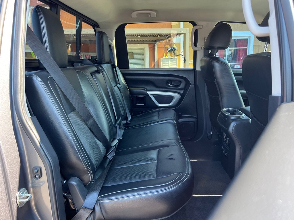 Used 2021 Nissan Titan SV w/ SV Convenience Package AWD/4WD image 23