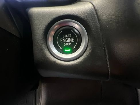Certified 2021 GMC Yukon SLT AWD/4WD image 17